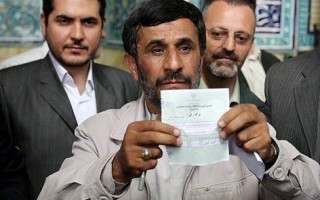 حضور احمدی‌نژادی‌ها در انتخابات به سود اصلاح‎طلبان است یا اصول‎گرایان؟