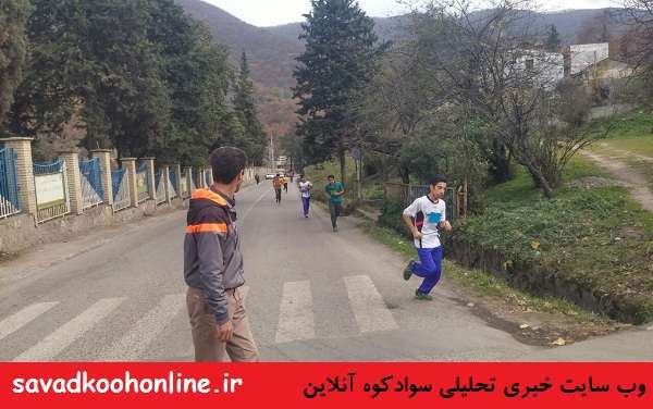 مسابقات دو صحرانوردی قهرمانی دانش‌آموزان در سواکوه
