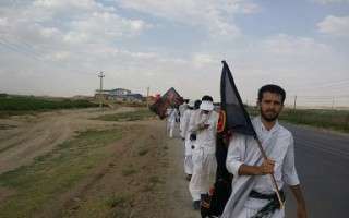 کاروان رهروان عشق با پای پیاده تا کربلا + عکس