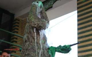 نصب مشک در صحن سقانفار روستای کوچکبیشهمحله فریدونکنار