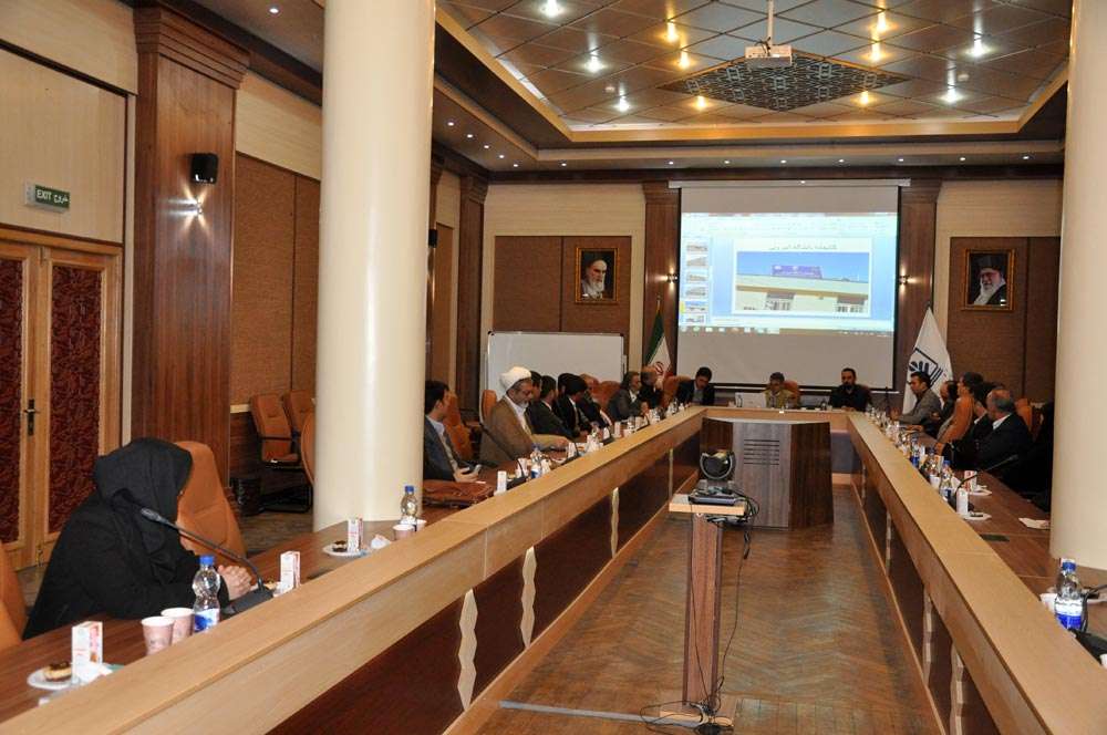 نشست هیئت دانشگاهی افغانستان با مدیران گروه‌های دانشگاه مازندان