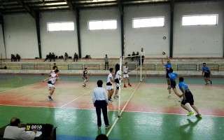 مسابقات والیبال لیگ نوجوانان گروه غرب مازندران به میزبانی نشتارود برگزار شد