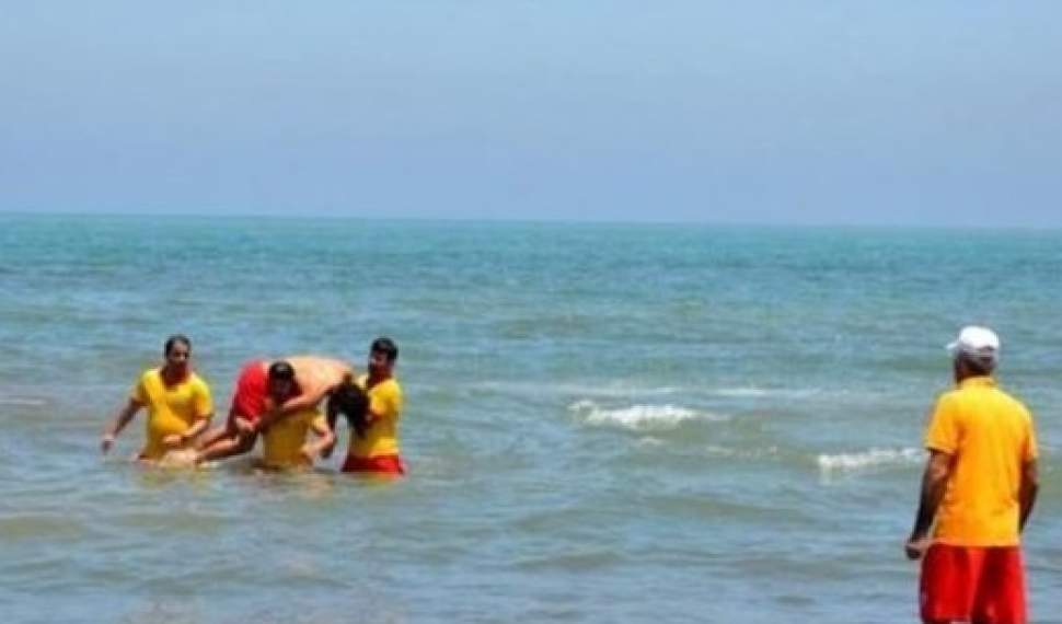 نجات یک‌هزار و 240 نفر از مرگ حتمی در دریای مازندران