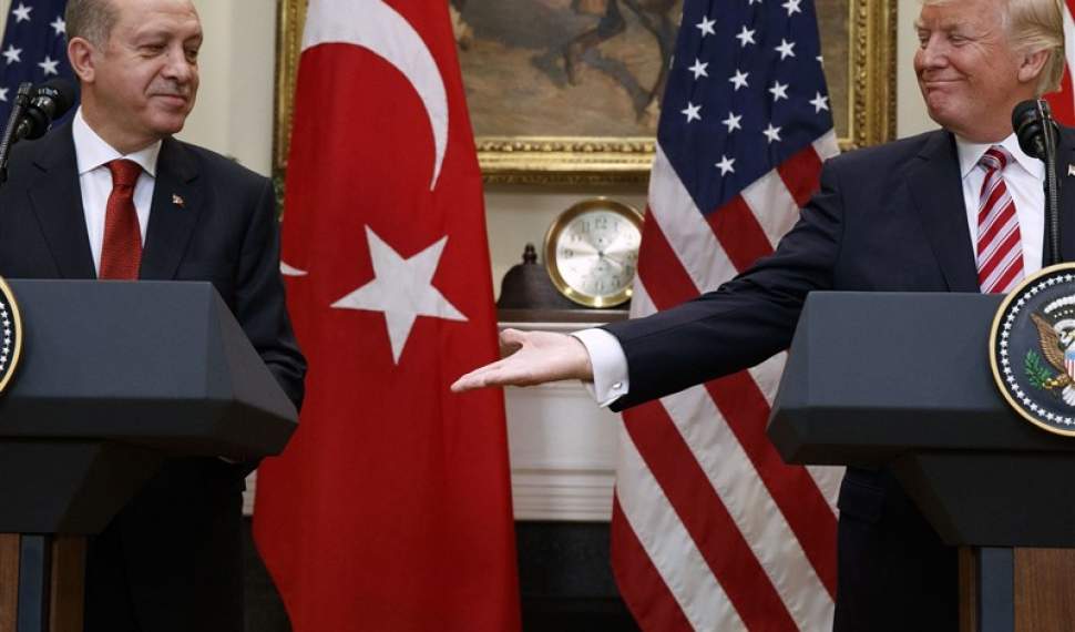 پوست خربزه آمریکا زیر پای ترکیه/خیانت، خباثت ذاتی شیطان بزرگ