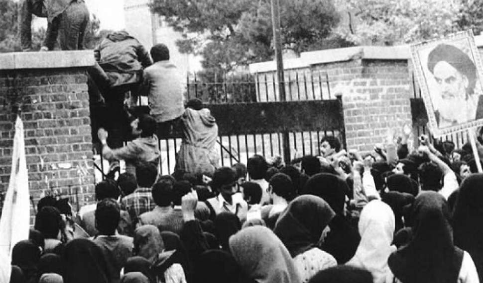 ۱۳ آبان ۵۸ گام دوم افول آمریکا توسط جمهوری اسلامی/انقلاب اسلامی ایران سردمدار جریان مقاومت است