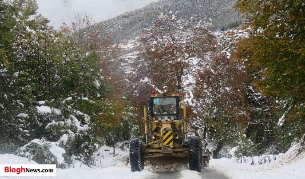 بازگشایی راه ۲ روستای برف‌گیر در سوادکوه