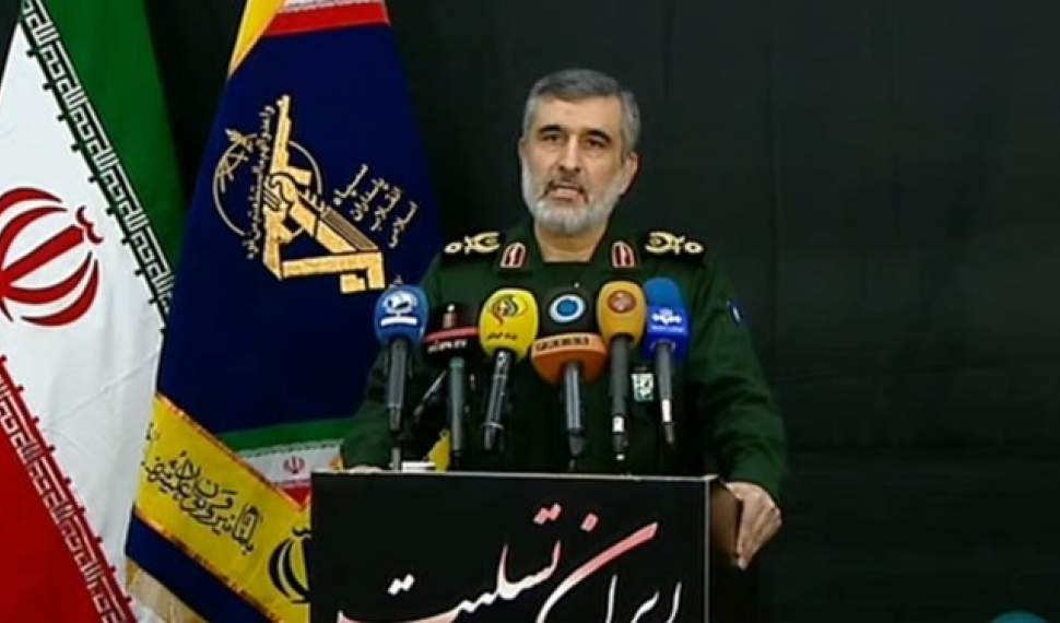 سردار حاجی‌زاده: تقاضا کردیم پروازها متوقف شود/ اپراتور هواپیما را موشک کروز تشخیص داده بود