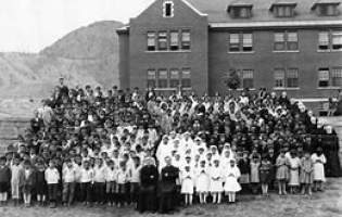 کشف ۱۷۱ گور بی‌نام و نشان دیگر در مدارس کانادا