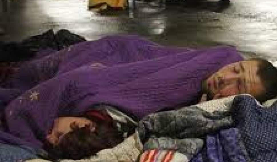 سندرز: 500 هزار آمریکایی شب‌ها در خیابان‌ها می‌خوابند