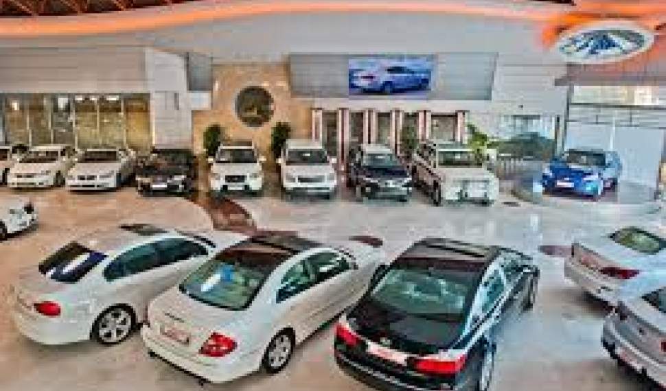 رئیس‌اتحادیه نمایشگاه داران: معاملات خودرو 80 درصد کاهش یافته است