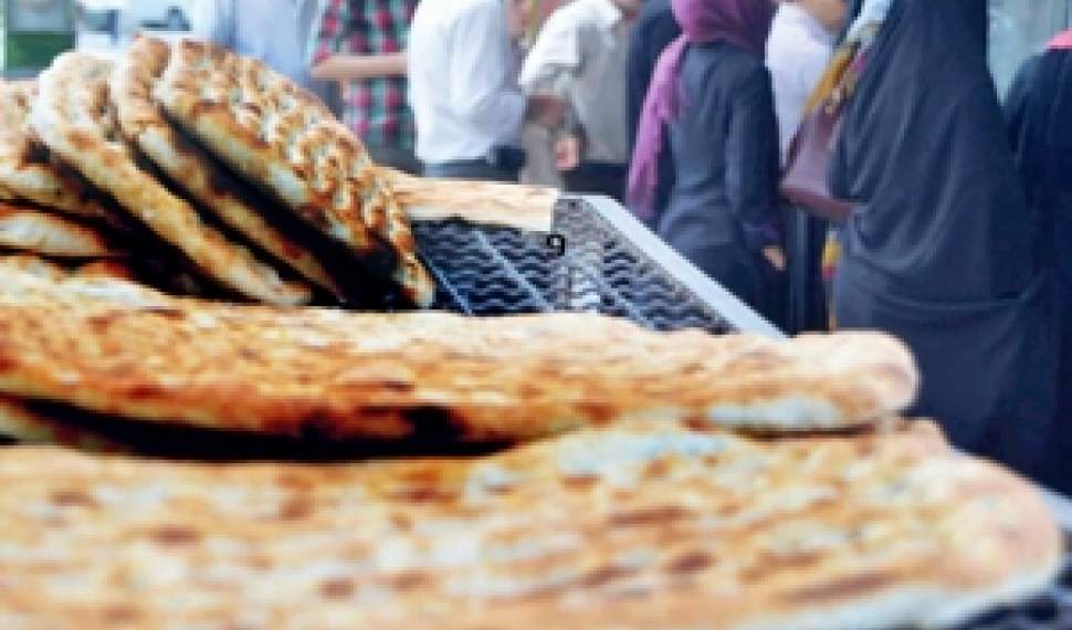افزایش قیمت نان در مازندران پس از اتمام طرح فاصله‌گذاری اجتماعی/مردم از افزایش قیمت‌ها گلایه‌مندند