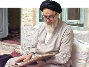 مکتب امام خمینی(ره) پدیدآورنده انقلاب اسلامی/مکتبی که هرساله باید بازتولید شود