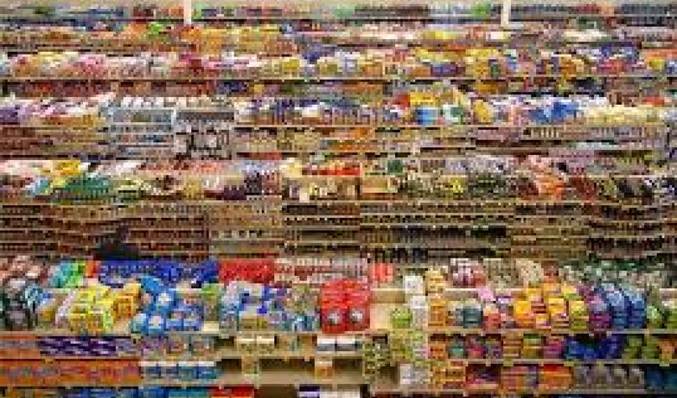 رئیس اتحادیه کشوری فروشگاه‌های زنجیره‌ای: کالاها در سال جاری حداقل 3 بار گران شد