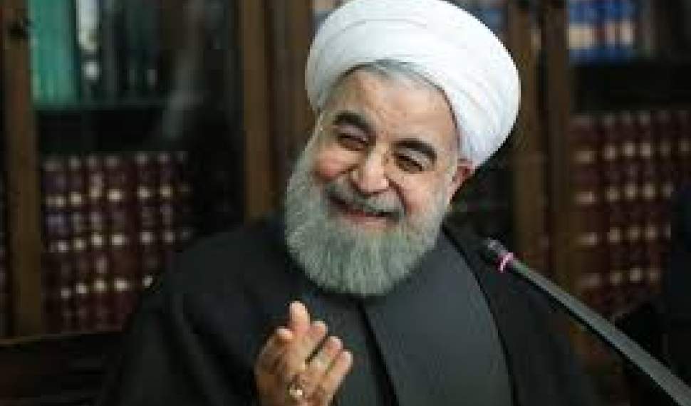 روزنامه حامی دولت: روحانی بنایی تخریب‌شده تحویل می‌دهد