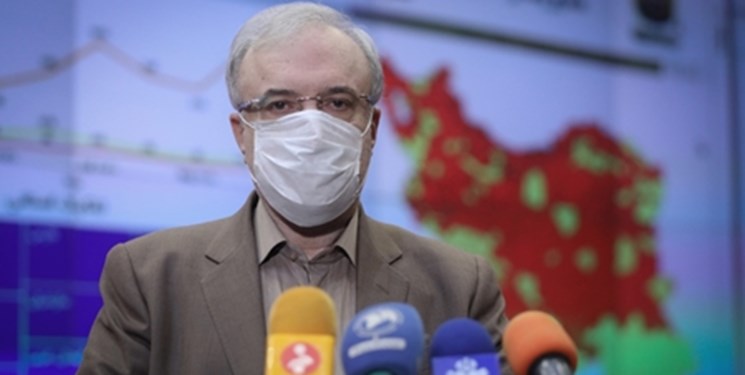 واکنش وزیر بهداشت به اخبار فروش واکسن در بازار سیاه/ تکمیل واکسیناسیون گروه‌های پرخطر تا اواخر خرداد