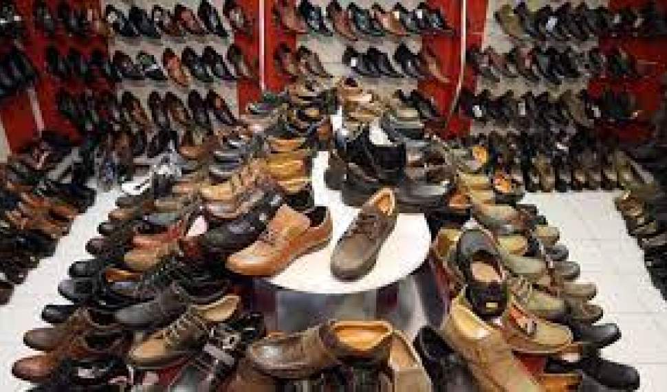 رئیس ‌اتحادیه کفاشان تبریز: صنعت کفش با ممنوعیت واردات به اندازه ۲۰ سال رشد کرد
