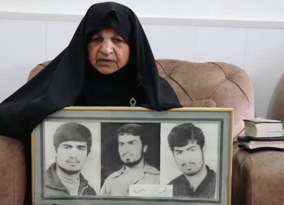 مادر شهیدان رحیمی از فریدونکنار به فرزندان شهیدش پیوست+پیام تسلیت معاون رئیس جمهور