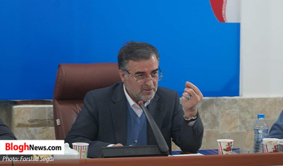 برخورد استاندار مازندران با مدیر خاطی در جلسه شورای اداری