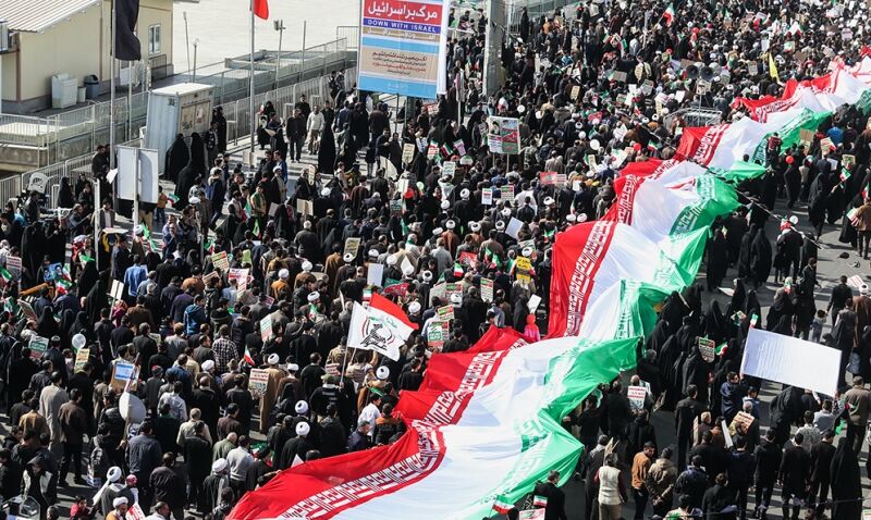 مردم در راهپیمایی ۲۲ بهمن امسال فخرآفرینی می‌کنند