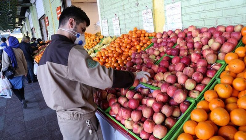 اعلام قیمت سیب و پرتقال در مازندران/مشکل تامین و توزیع گوشت و مرغ نداریم