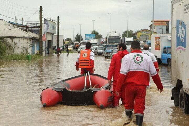 امداد‌رسانی به ۳۳ خانوار متاثر از سیلاب در شهرهای مازندران