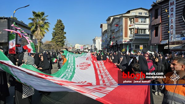 حضور پرشور مردم رامسر در راهپیمایی 22 بهمن