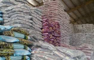 کشف ۱.۲ تن برنج تقلبی در بابل