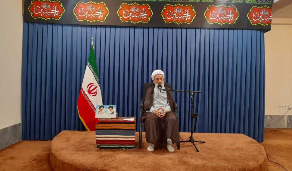 اصحاب رسانه از مسیر درست مطالبه گری کنند