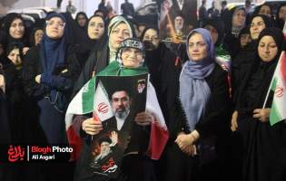 حضور خستگی ناپذیر مردم گلوگاه در حمایت از نیروهای مسلح  <img src="/images/picture_icon.png" width="11" height="10" border="0" align="top">