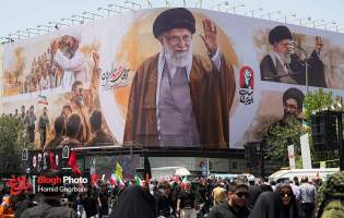 ملت مبعوث، ابرقدرت‌ها را به زانو درآورد