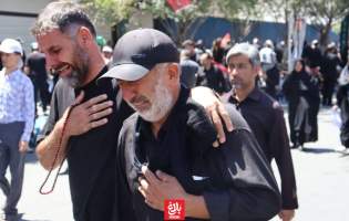 چشم‌انتظاری عاشقانه در مشهد  <img src="/images/picture_icon.png" width="11" height="10" border="0" align="top">