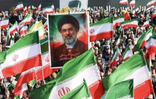 ایستادگی و اقتدار به وقتِ ایران