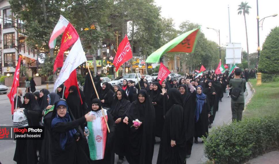 حضور بانوان نوشهری در حمایت از مقاومت  