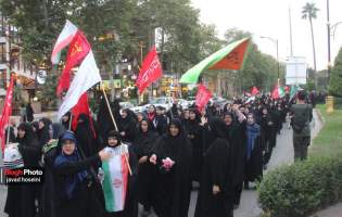 حضور بانوان نوشهری در حمایت از مقاومت  <img src="/images/video_icon.png" width="11" height="10" border="0" align="top">