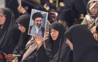 بانوان میدان‌دار تجمعات محمودآباد  <img src="/images/video_icon.png" width="11" height="10" border="0" align="top">